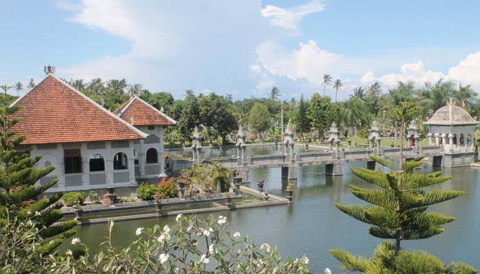 BALI’S  EASTERN